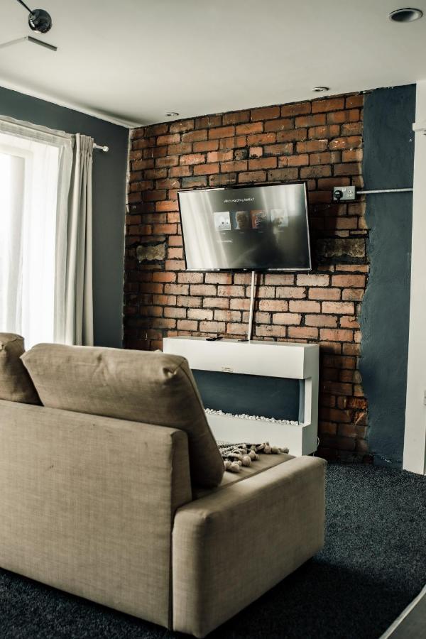 Dealhouse Apartments 10 Huddersfield Exterior photo